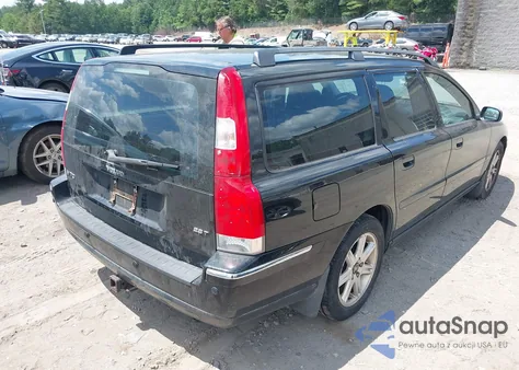 2005 Volvo V70 Fwd from USA, damaged, VIN YV1SW592552509547